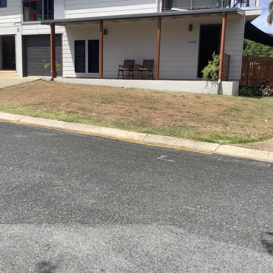 Oceanview Apartment Airlie Beach Exterior photo